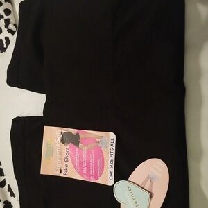 Women's Feathers Maternity Bike Shorts; Color Black; One Size